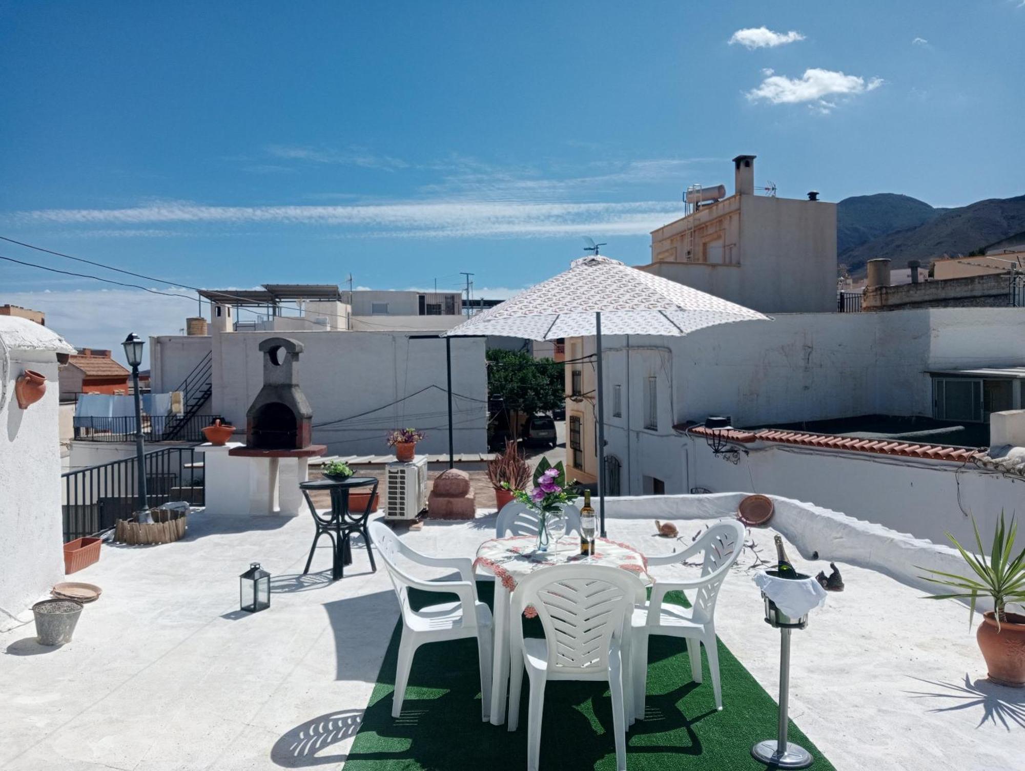 Вилла Charming House In Illar With Mountain View And Balcony Экстерьер фото