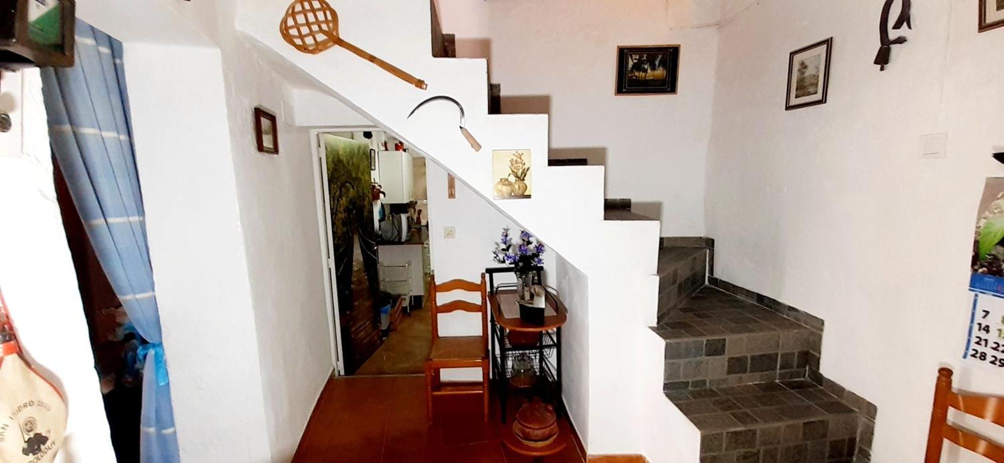 Вилла Charming House In Illar With Mountain View And Balcony Экстерьер фото